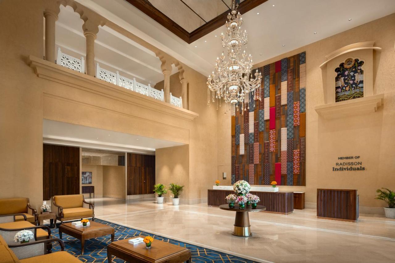 Uday Palace Navsari, A Member Of Radisson Individuals Eksteriør bilde